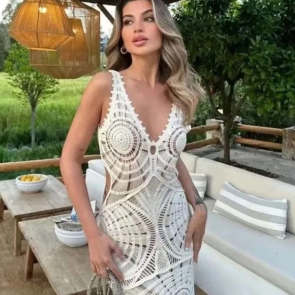 Commense Crochet Maxi-Dress/Cover Up New With Tags - Picture 13 of 16